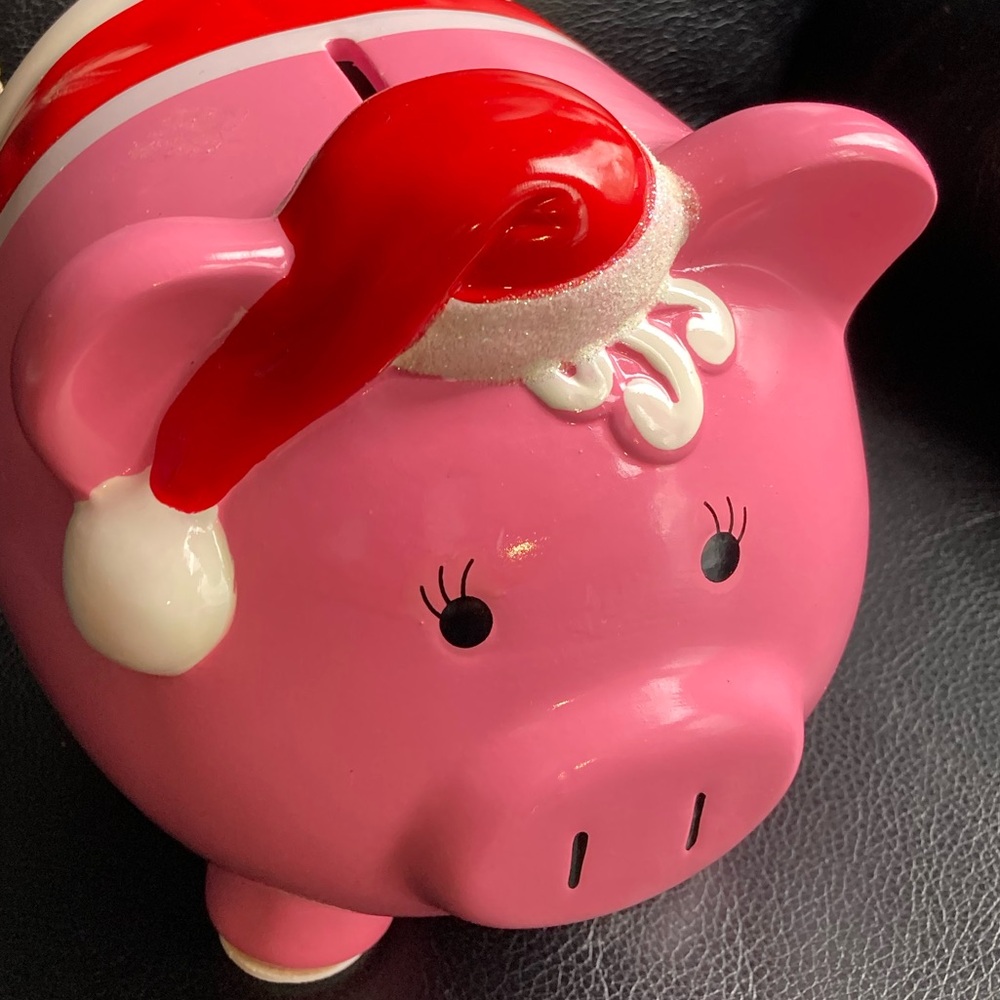 Vintage Room Essentials (RE) 2011 Pink, Red & White Ceramic Holiday Piggy Bank - Picture 5 of 16